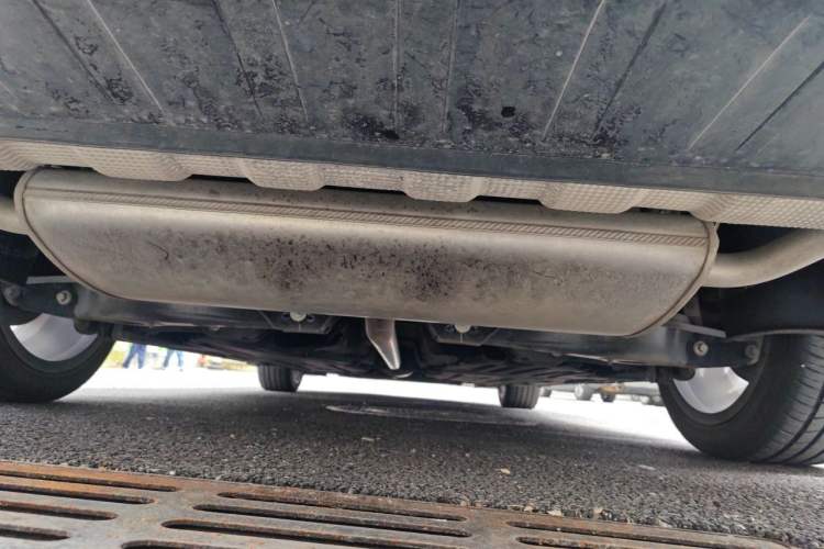 Used Geely Auto Preface 2025 Dongfang Yao 1.5TD Kunlun Edition Chassis Rear