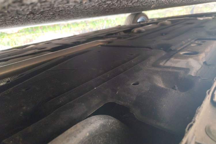 Used Geely Auto Preface 2025 Dongfang Yao 1.5TD Kunlun Edition Chassis Rear Left