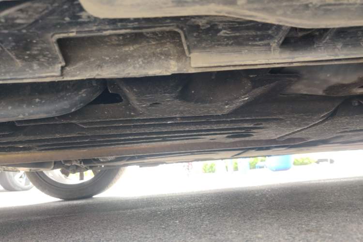Used Geely Auto Preface 2025 Dongfang Yao 1.5TD Kunlun Edition Chassis Rear Right