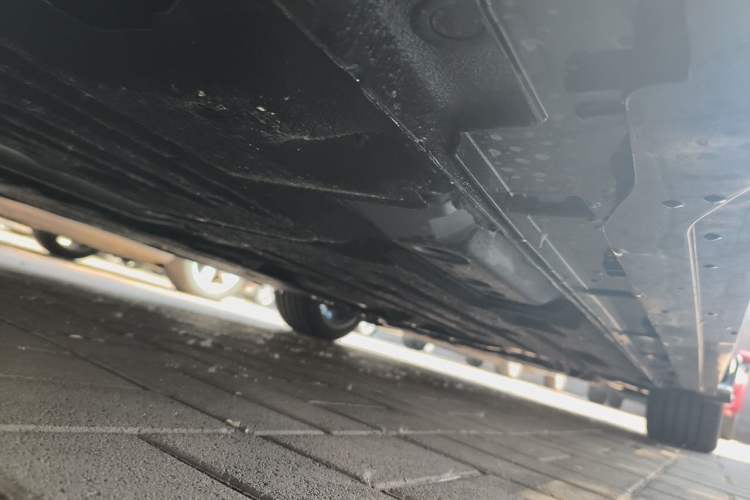 Used Geely Auto Preface 2025 Dongfang Yao 1.5TD Kunlun Edition Chassis Rear Right