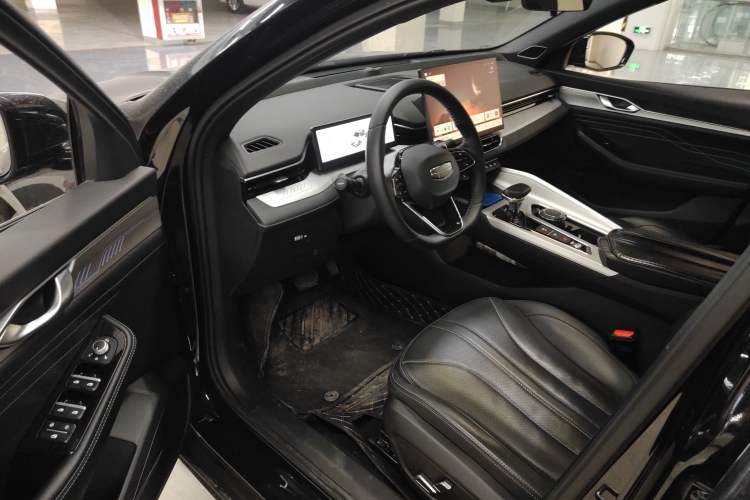 Used Geely Auto Preface 2025 Dongfang Yao 1.5TD Fuyao Edition Driver Seat