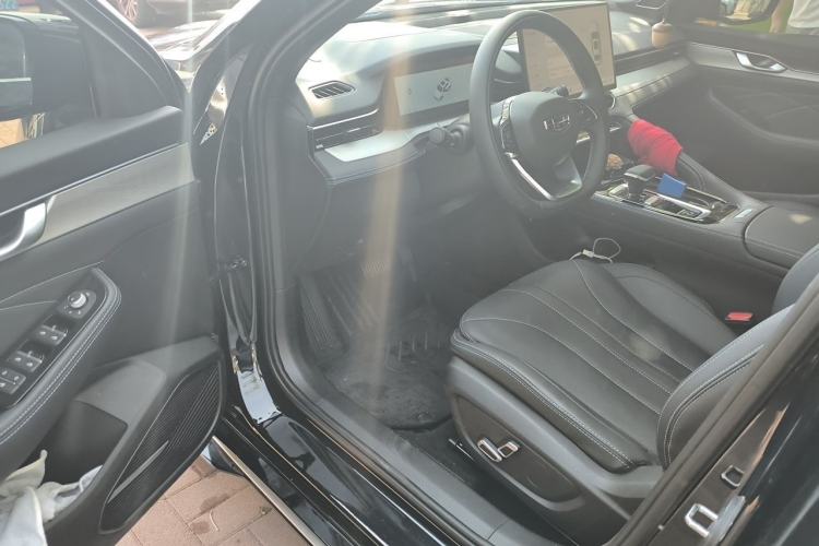 Used Geely Auto Preface 2025 Dongfang Yao 1.5TD Kunlun Edition Driver Seat
