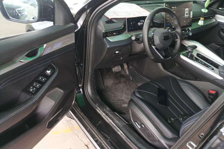 Used Geely Auto Preface 2025 Dongfang Yao 1.5TD Kunlun Edition Driver Seat