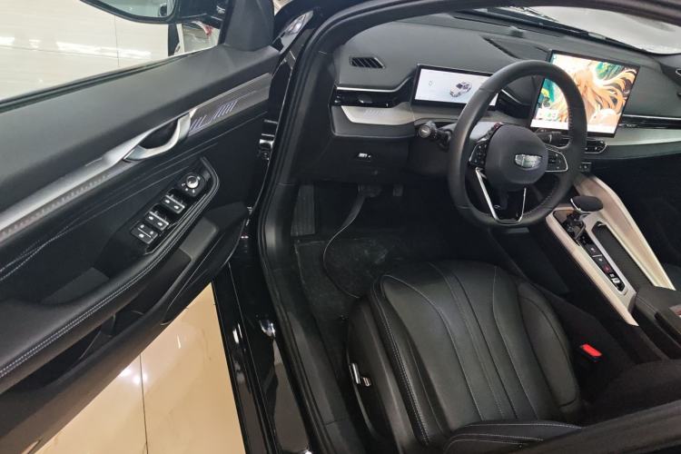 Used Geely Auto Preface 2025 Dongfang Yao 1.5TD Fuyao Edition Driver Seat