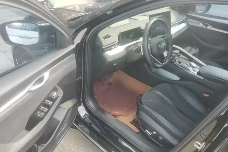 Used Geely Auto Preface 2025 Dongfang Yao 2.0TD Moonlight Edition Driver Seat