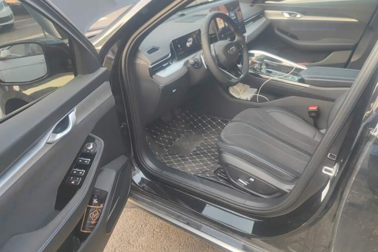 Used Geely Auto Preface 2025 Dongfang Yao 2.0TD Jin Chao Edition Driver Seat