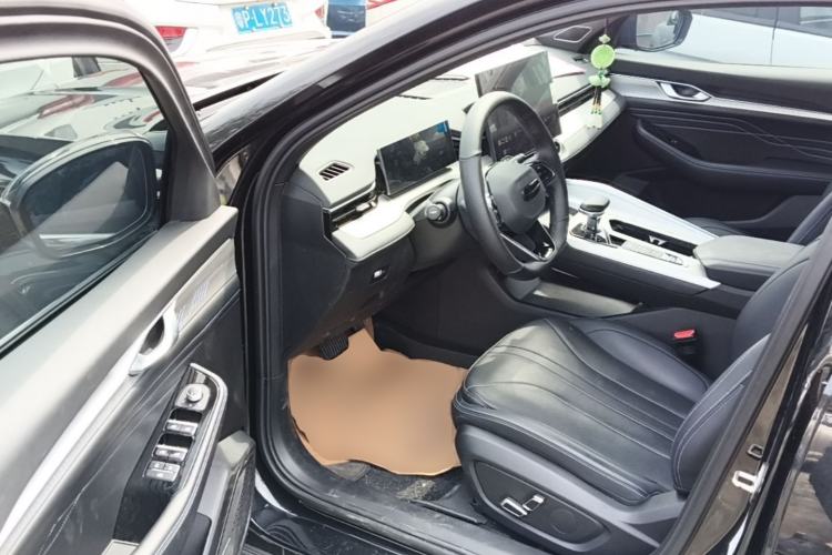 Used Geely Auto Preface 2025 Dongfang Yao 1.5TD Kunlun Edition Driver Seat