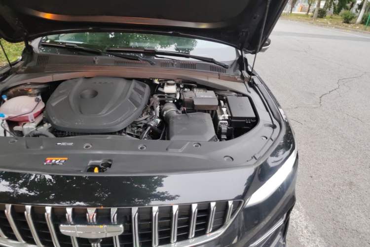 Used Geely Auto Preface 2025 Dongfang Yao 2.0TD Moonlight Edition Engine Bay Left