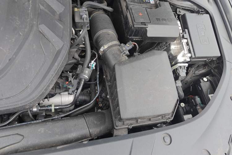 Used Geely Auto Preface 2025 Dongfang Yao 2.0TD Lanxing Edition Engine Bay Left