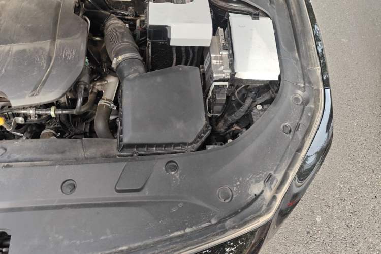 Used Geely Auto Preface 2025 Dongfang Yao 1.5TD Kunlun Edition Engine Bay Left