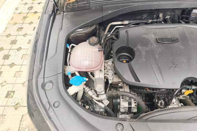 Used Geely Auto Preface 2025 Dongfang Yao 1.5TD Kunlun Edition Engine Bay Right