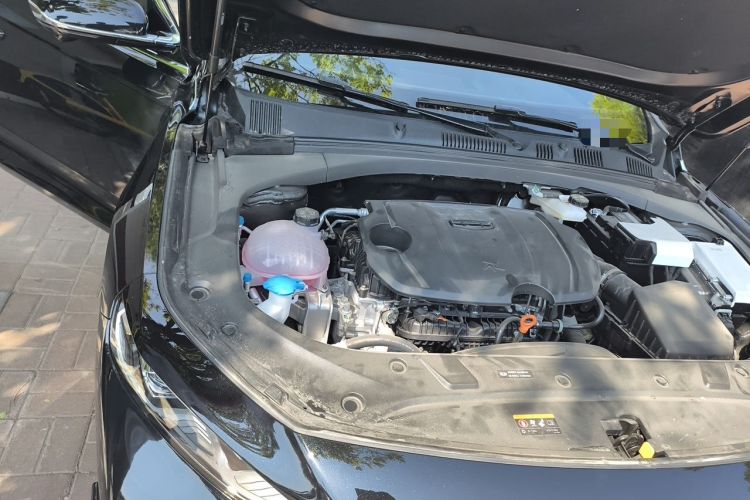 Used Geely Auto Preface 2025 Dongfang Yao 1.5TD Kunlun Edition Engine Bay Right
