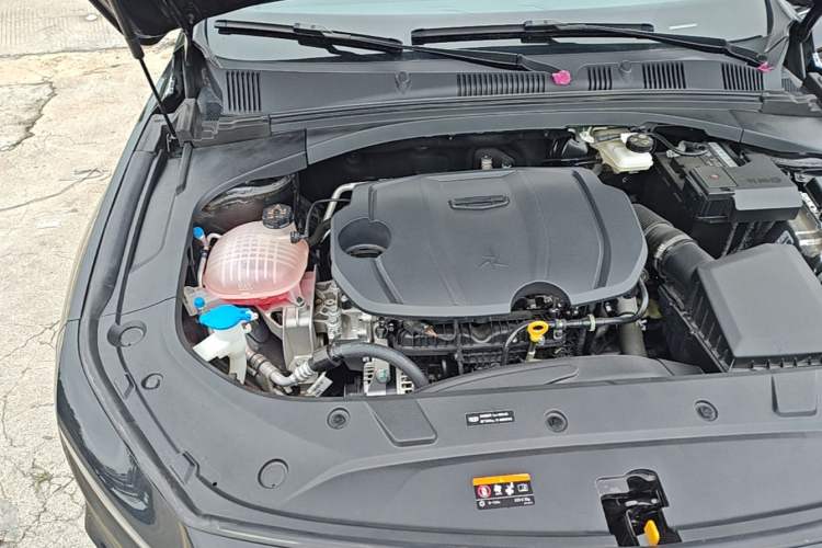 Used Geely Auto Preface 2025 Dongfang Yao 1.5TD Fuyao Edition Engine Bay Right