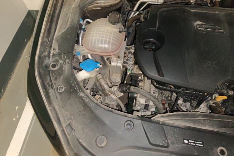 Used Geely Auto Preface 2025 Dongfang Yao 1.5TD Kunlun Edition Engine Bay Right