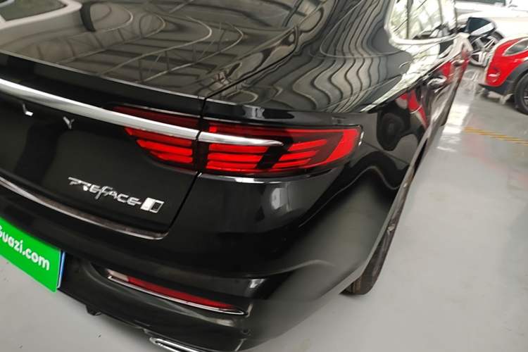 Used Geely Auto Preface 2025 Dongfang Yao 1.5TD Fuyao Edition Exterior 3