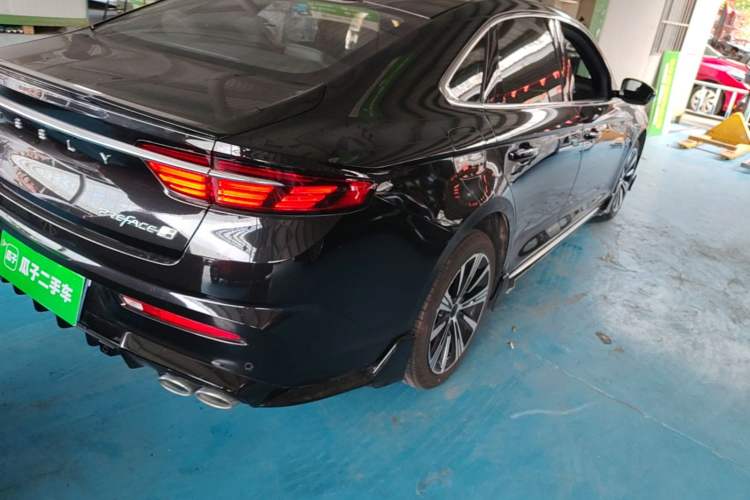 Used Geely Auto Preface 2025 Dongfang Yao 1.5TD Kunlun Edition Exterior 3