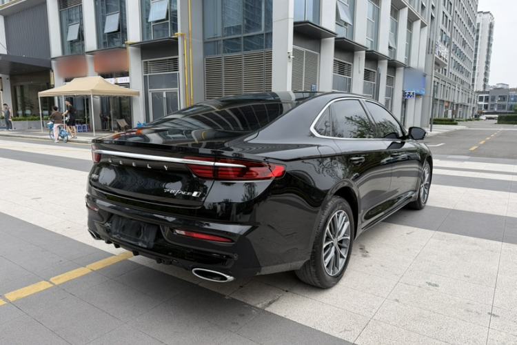 Used Geely Auto Preface 2025 Dongfang Yao 1.5TD Fuyao Edition Exterior 4