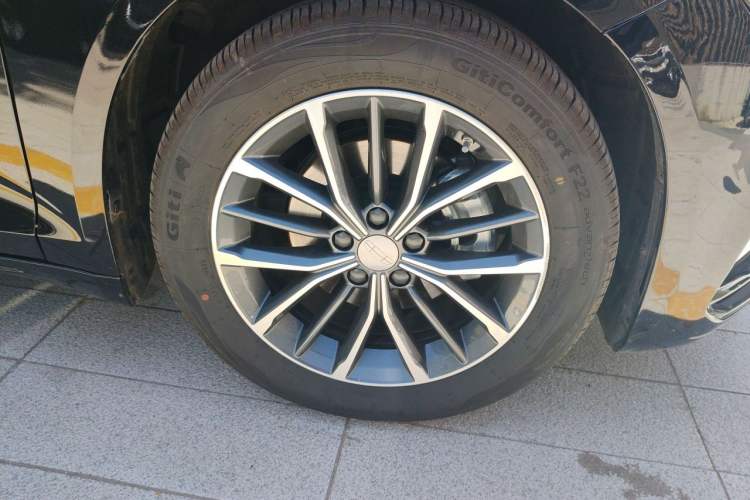 Used Geely Auto Preface 2025 Dongfang Yao 1.5TD Fuyao Edition Exterior 7