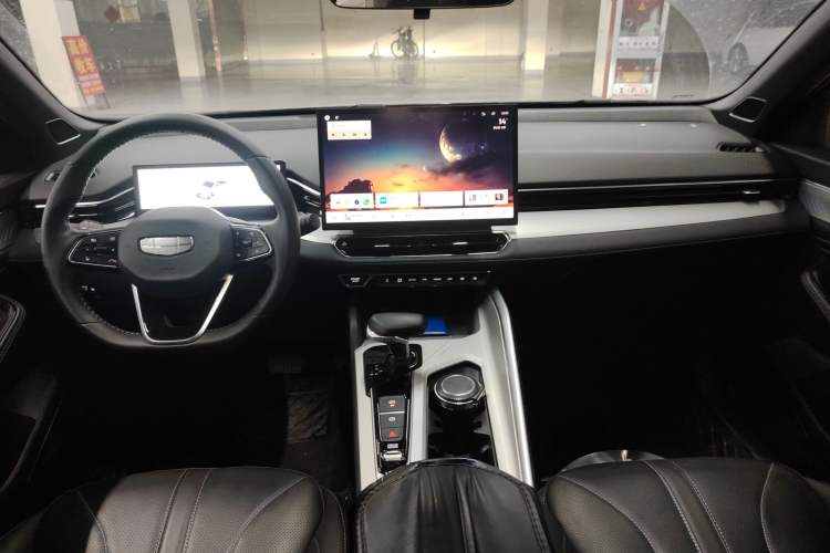 Used Geely Auto Preface 2025 Dongfang Yao 1.5TD Fuyao Edition Gear Lever