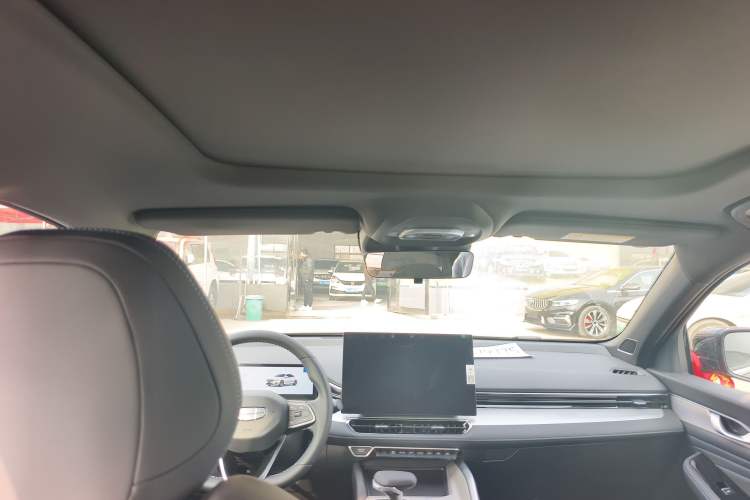 Used Geely Auto Preface 2025 Dongfang Yao 1.5TD Kunlun Edition Headliner
