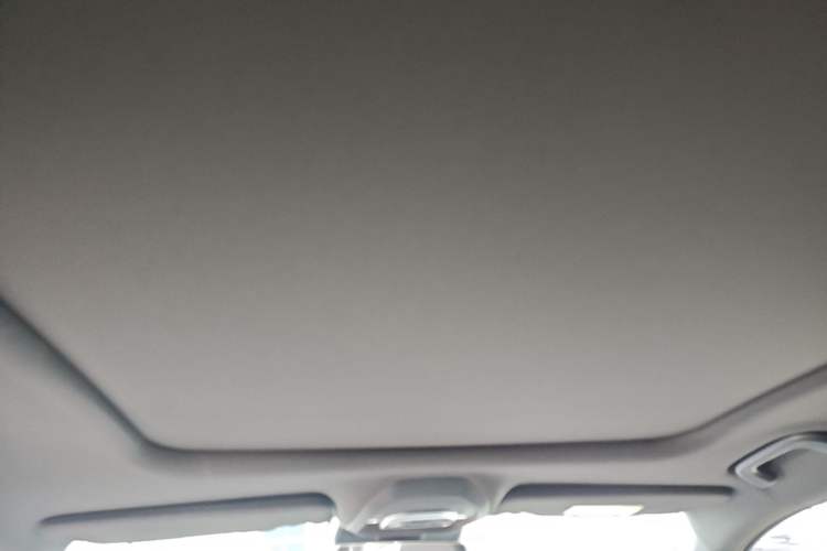 Used Geely Auto Preface 2025 Dongfang Yao 1.5TD Fuyao Edition Headliner