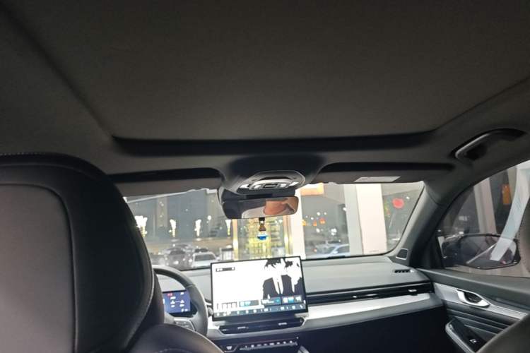 Used Geely Auto Preface 2025 Dongfang Yao 1.5TD Kunlun Edition Headliner