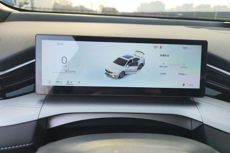 Used Geely Auto Preface 2025 Dongfang Yao 1.5TD Kunlun Edition Instrument Cluster