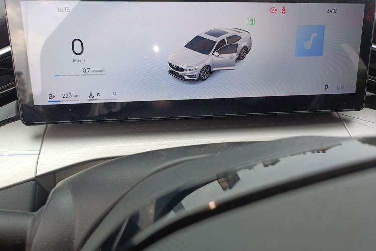 Used Geely Auto Preface 2025 Dongfang Yao 1.5TD Kunlun Edition Instrument Cluster