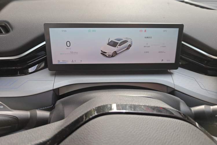 Used Geely Auto Preface 2025 Dongfang Yao 1.5TD Kunlun Edition Instrument Cluster