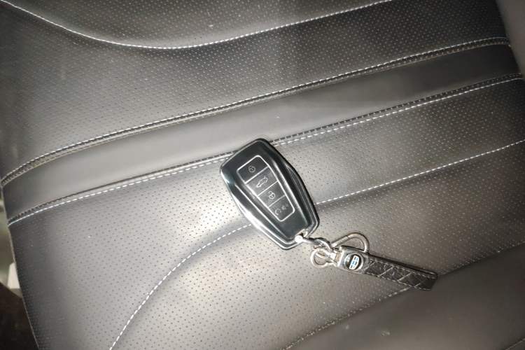 Used Geely Auto Preface 2025 Dongfang Yao 1.5TD Fuyao Edition Interior 1