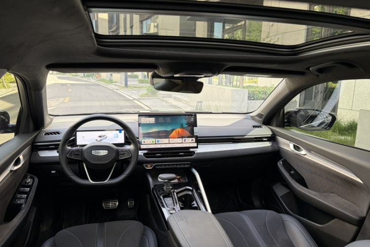 Used Geely Auto Preface 2025 Dongfang Yao 2.0TD Lanxing Edition Interior 1