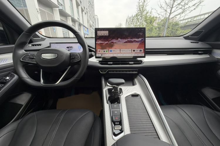 Used Geely Auto Preface 2025 Dongfang Yao 1.5TD Fuyao Edition Interior 1