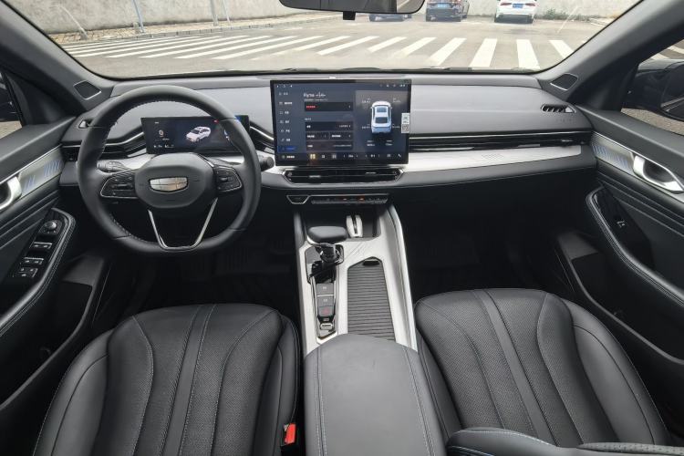Used Geely Auto Preface 2025 Dongfang Yao 1.5TD Fuyao Edition Interior 1