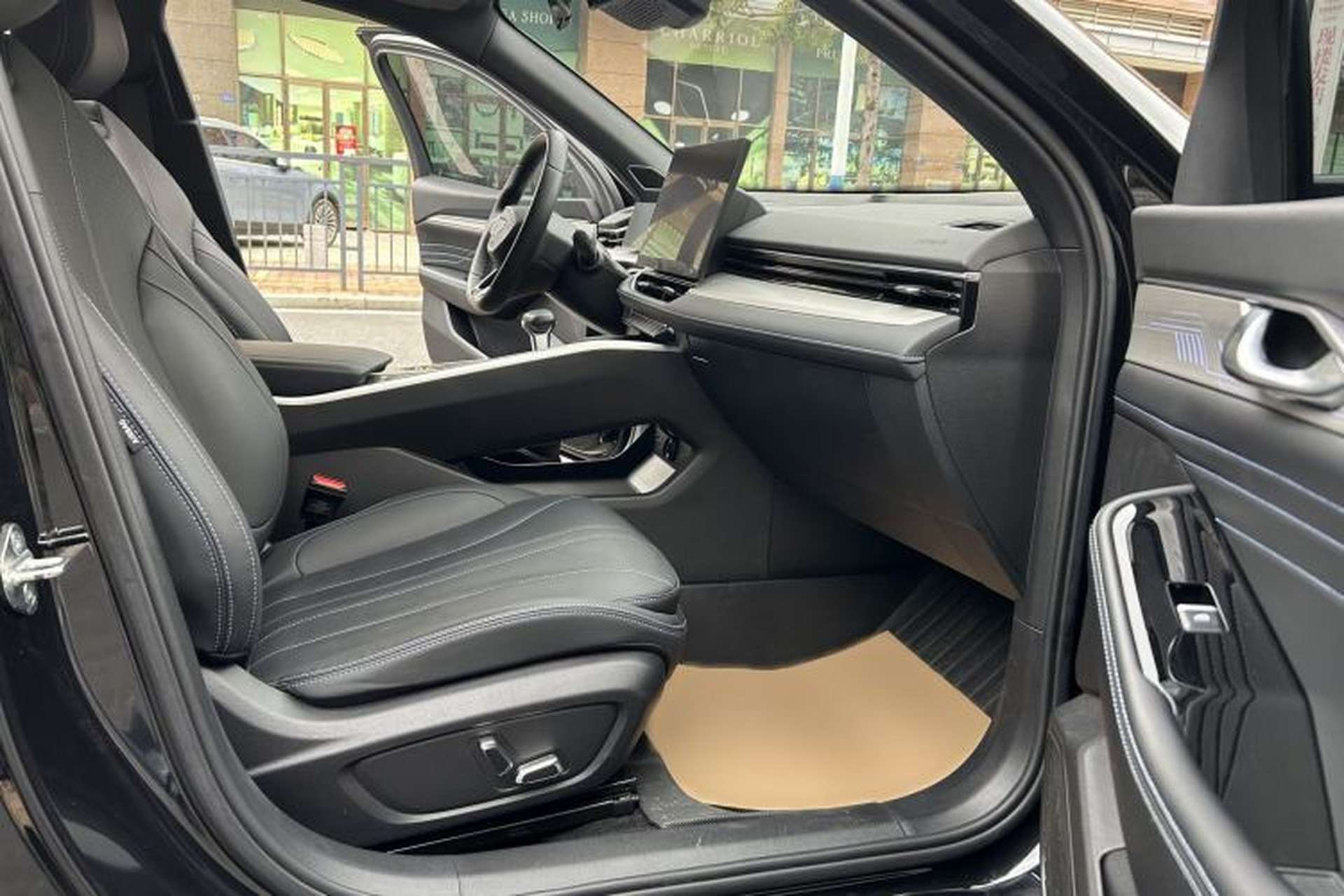 Used Geely Auto Preface 2025 Dongfang Yao 1.5TD Kunlun Edition Interior 1