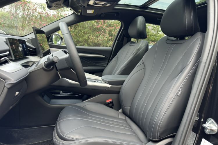 Used Geely Auto Preface 2025 Dongfang Yao 1.5TD Kunlun Edition Interior 13