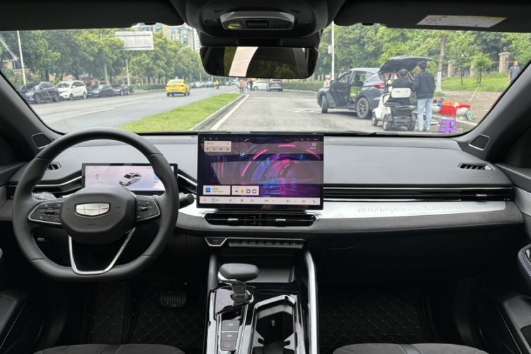 Used Geely Auto Preface 2025 Dongfang Yao 2.0TD Jin Chao Edition Interior 3