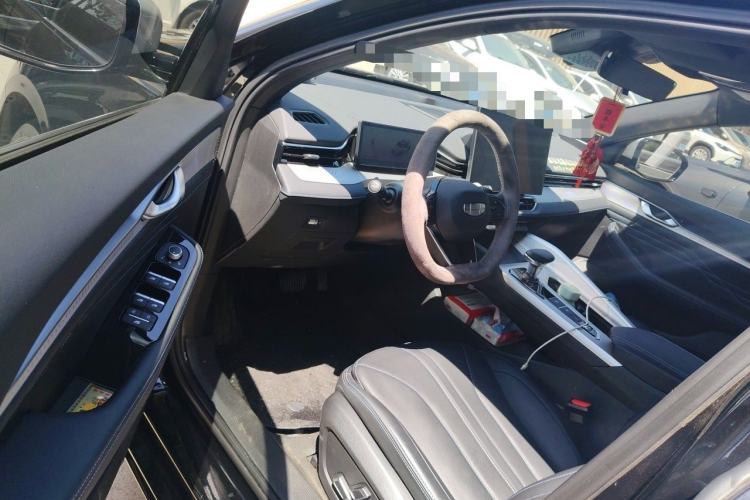 Used Geely Auto Preface 2025 Dongfang Yao 1.5TD Fuyao Edition Interior 3