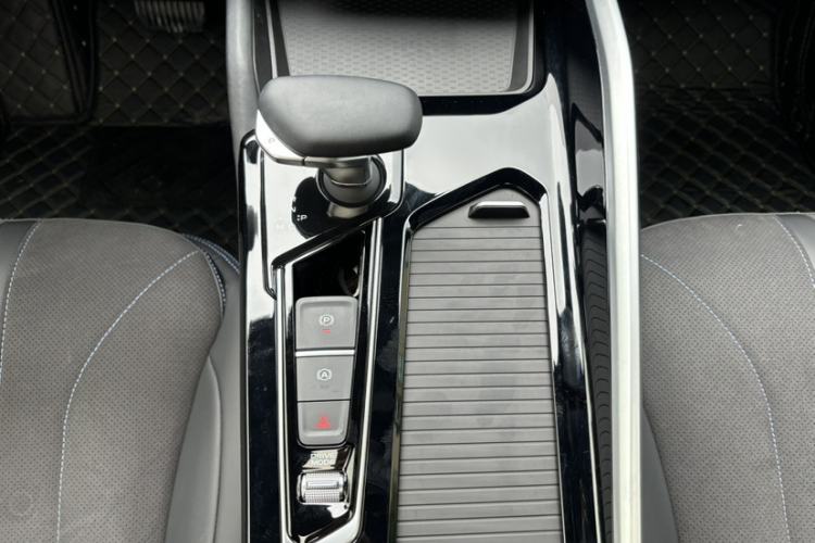 Used Geely Auto Preface 2025 Dongfang Yao 2.0TD Jin Chao Edition Interior 4