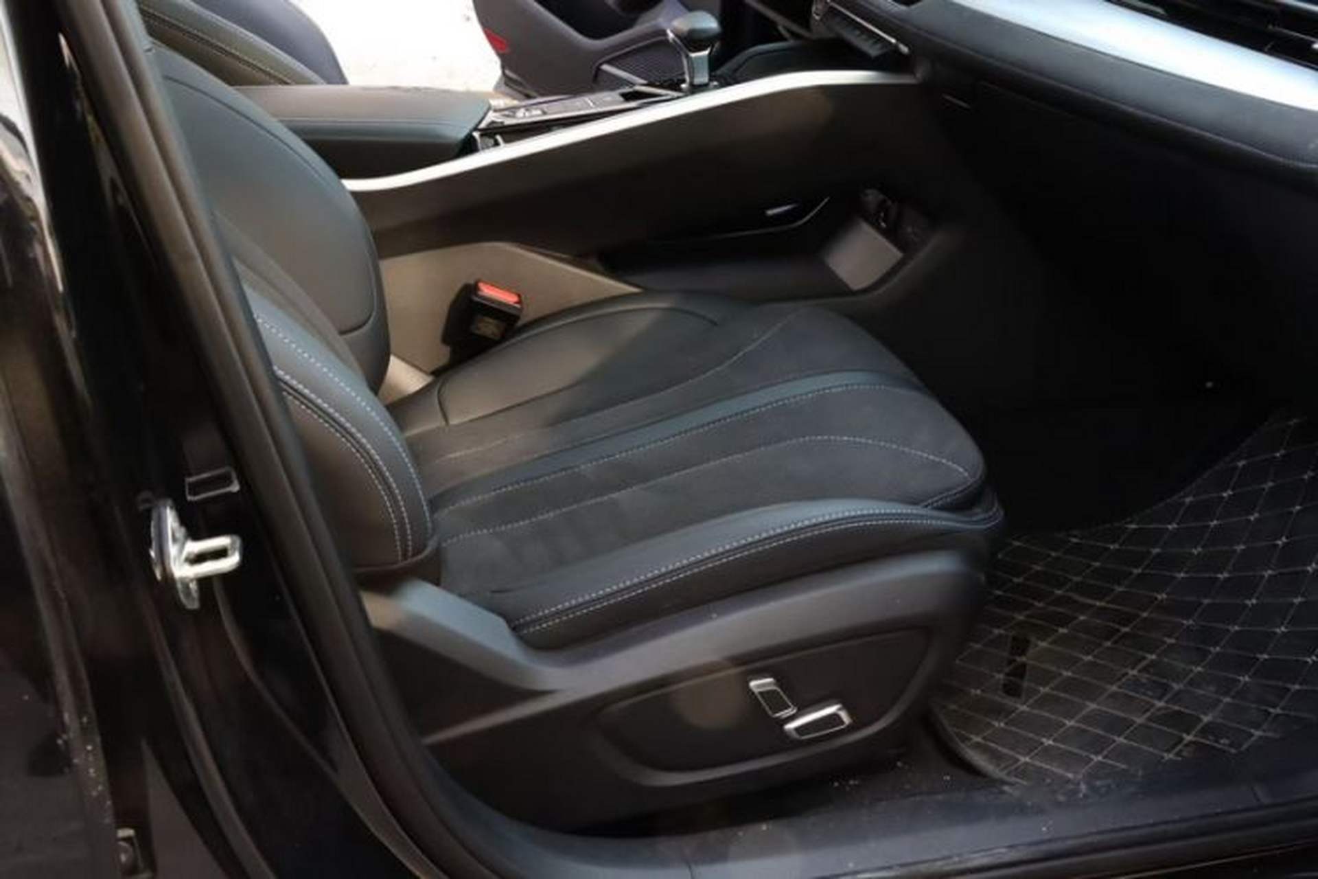 Used Geely Auto Preface 2025 Dongfang Yao 2.0TD Moonlight Edition Interior 4