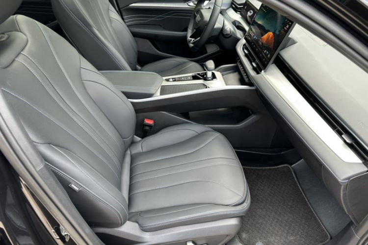 Used Geely Auto Preface 2025 Dongfang Yao 1.5TD Kunlun Edition Interior 4