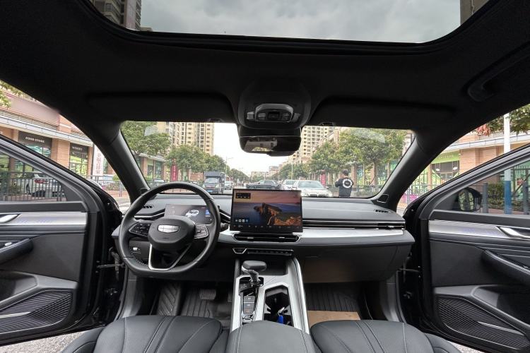 Used Geely Auto Preface 2025 Dongfang Yao 1.5TD Kunlun Edition Interior 4