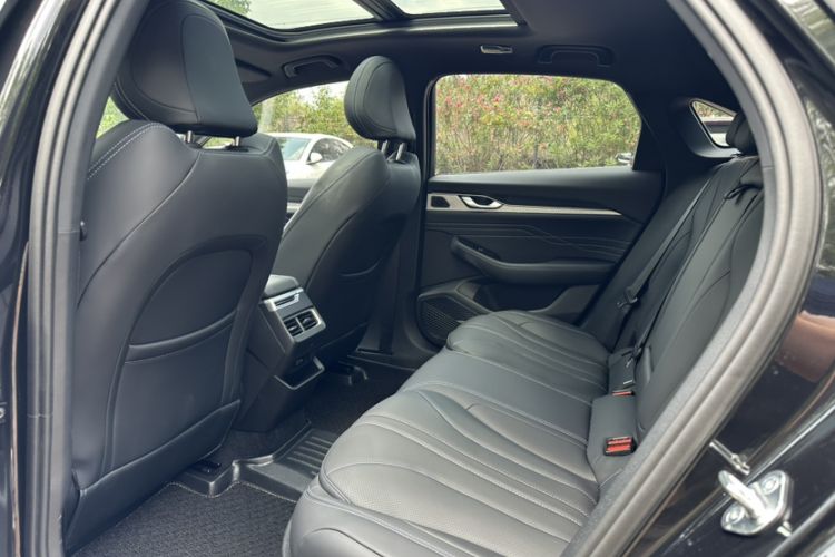 Used Geely Auto Preface 2025 Dongfang Yao 1.5TD Kunlun Edition Interior 7