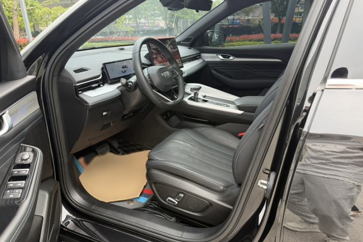 Used Geely Auto Preface 2025 Dongfang Yao 1.5TD Fuyao Edition Interior 7