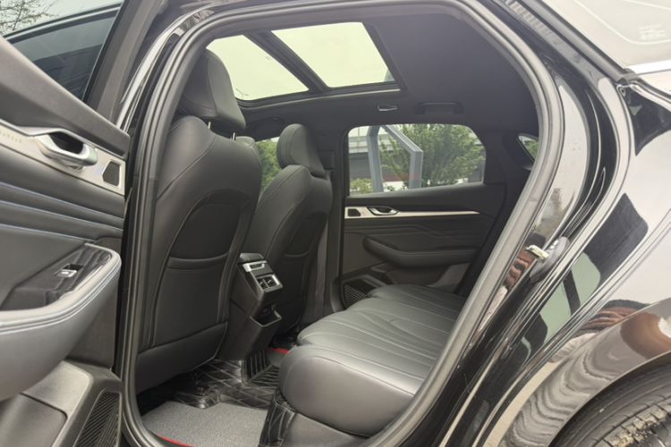 Used Geely Auto Preface 2025 Dongfang Yao 1.5TD Fuyao Edition Interior 8