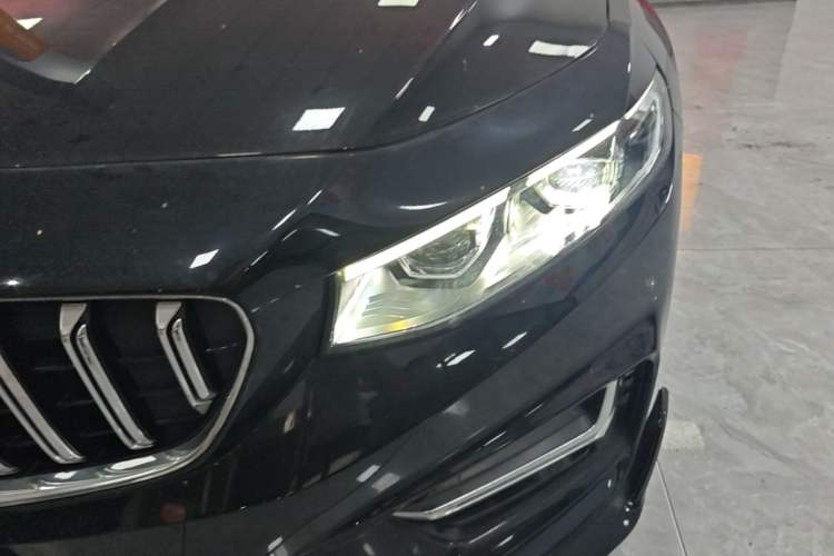 Used Geely Auto Preface 2025 Dongfang Yao 1.5TD Kunlun Edition Left Front Headlight