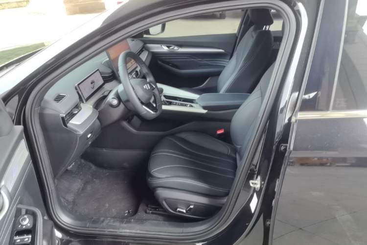 Used Geely Auto Preface 2025 Dongfang Yao 1.5TD Kunlun Edition Left Front Seat