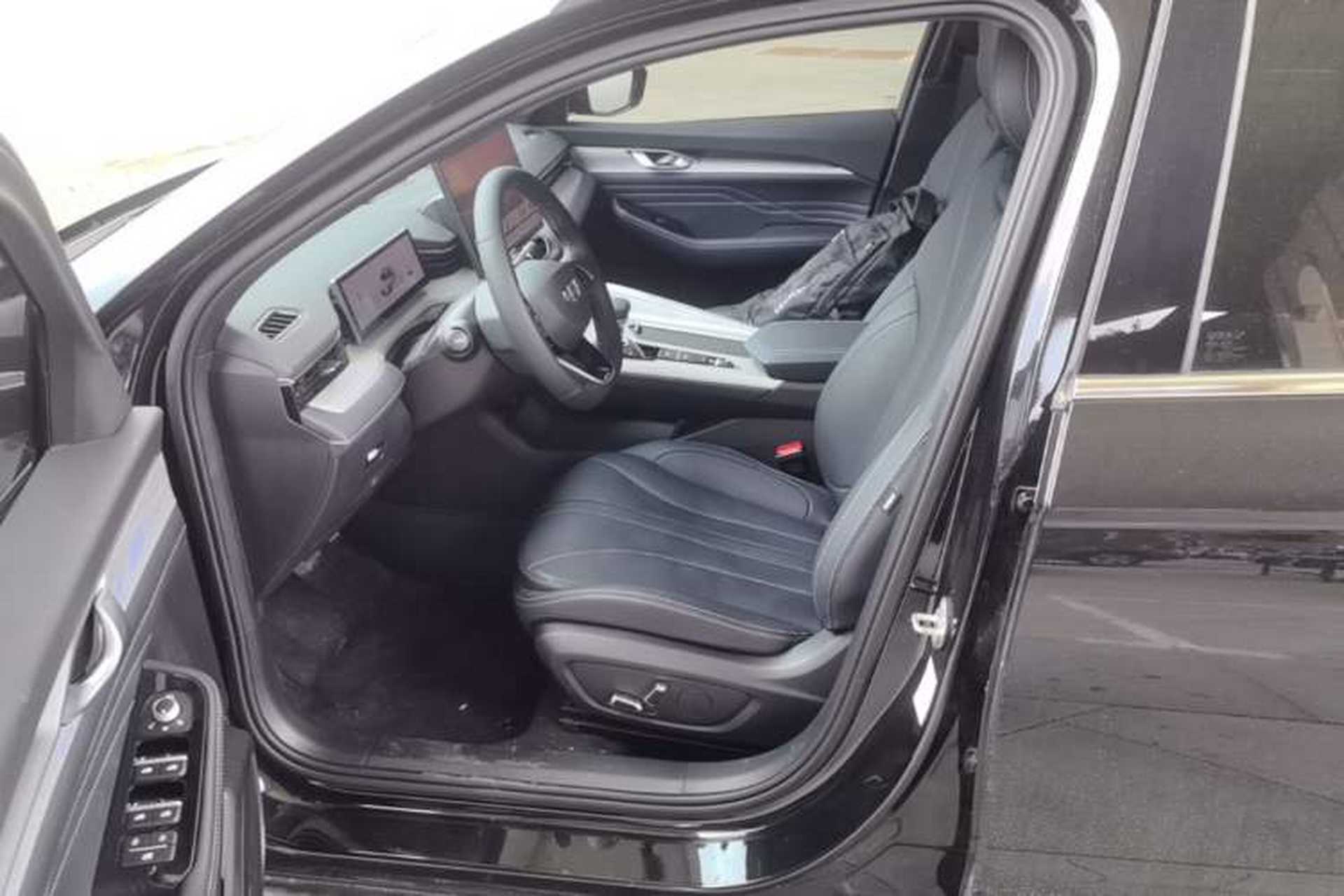 Used Geely Auto Preface 2025 Dongfang Yao 1.5TD Kunlun Edition Left Front Seat