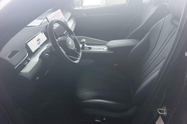 Used Geely Auto Preface 2025 Dongfang Yao 1.5TD Kunlun Edition Left Front Seat