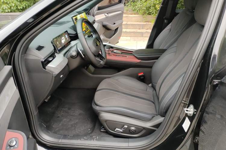Used Geely Auto Preface 2025 Dongfang Yao 2.0TD Lanxing Edition Left Front Seat
