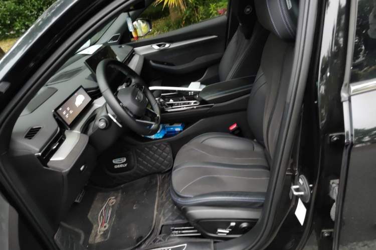 Used Geely Auto Preface 2025 Dongfang Yao 2.0TD Moonlight Edition Left Front Seat